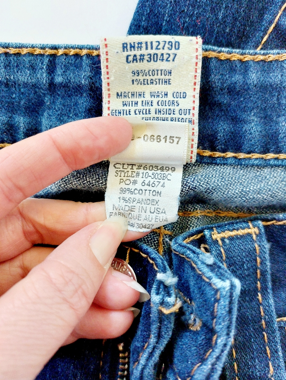 True Religion Joey Flare Jeans 29 Womens Denim Twisted Inseam Dark Wash - Picture 6 of 9